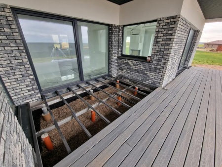 Quelle essence de bois choisir pour une terrasse durable et esthétique ?